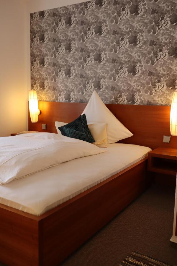 Hotel Thuns Dorfkrug à Werdohl Extérieur photo